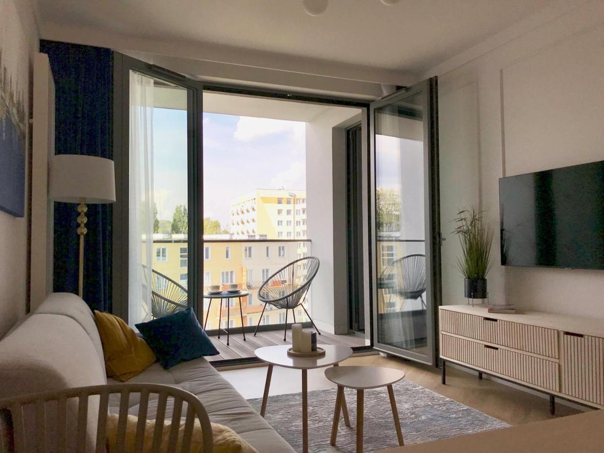 Prime Plac Unii Apartment กดิเนีย ภายนอก รูปภาพ